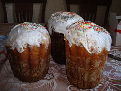 250px-Kulich_pies.JPG